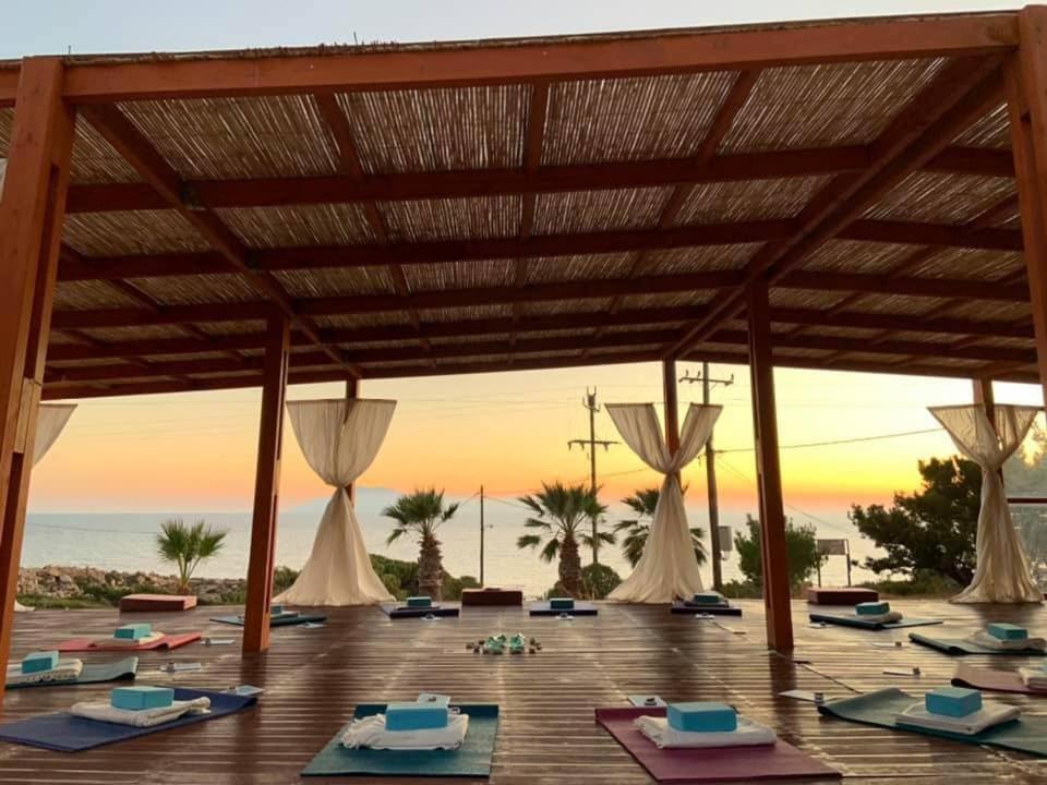 아디아 Kathys Island Retreat 아파트 호텔 외부 사진